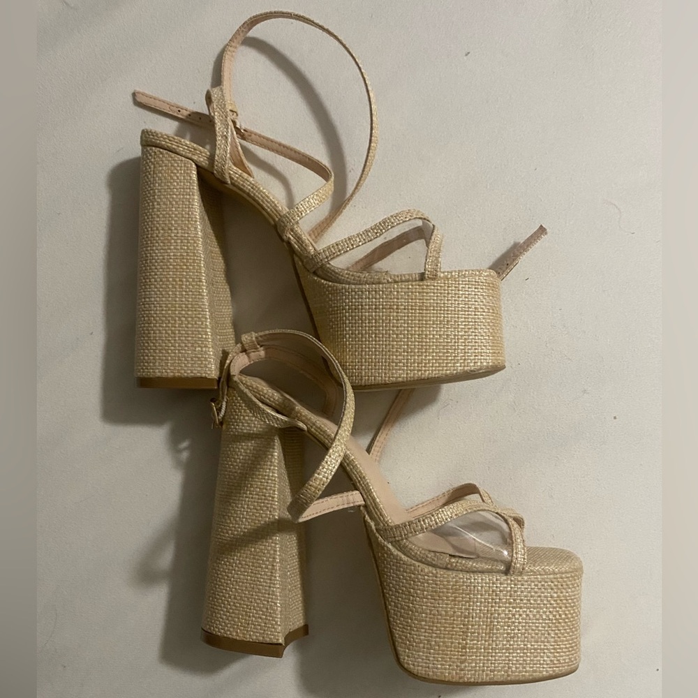 Strappy Platform Block Heel Sandals in Natural
